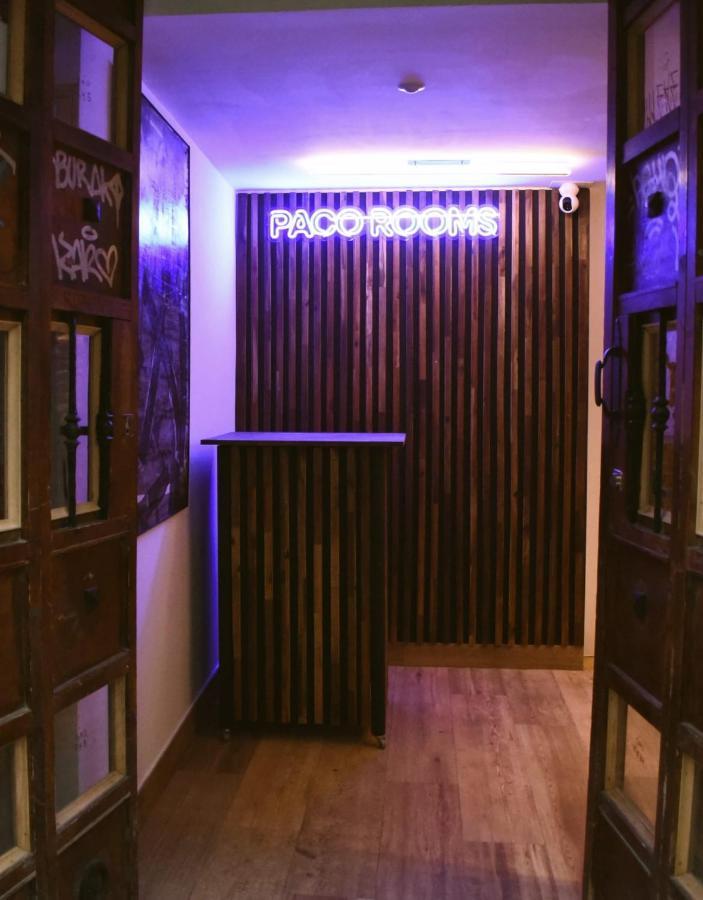 Pacorooms Madrid Bagian luar foto
