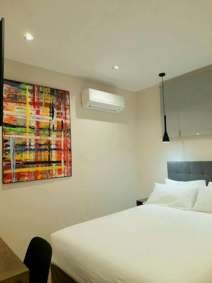 Pacorooms Madrid Bagian luar foto